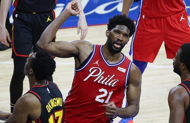 开云登录-恩比德复出仍遭开门黑 76人半决赛之路难言轻松